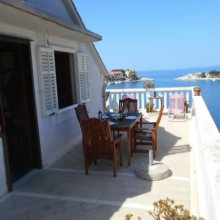 Appartement Maria Lastovo